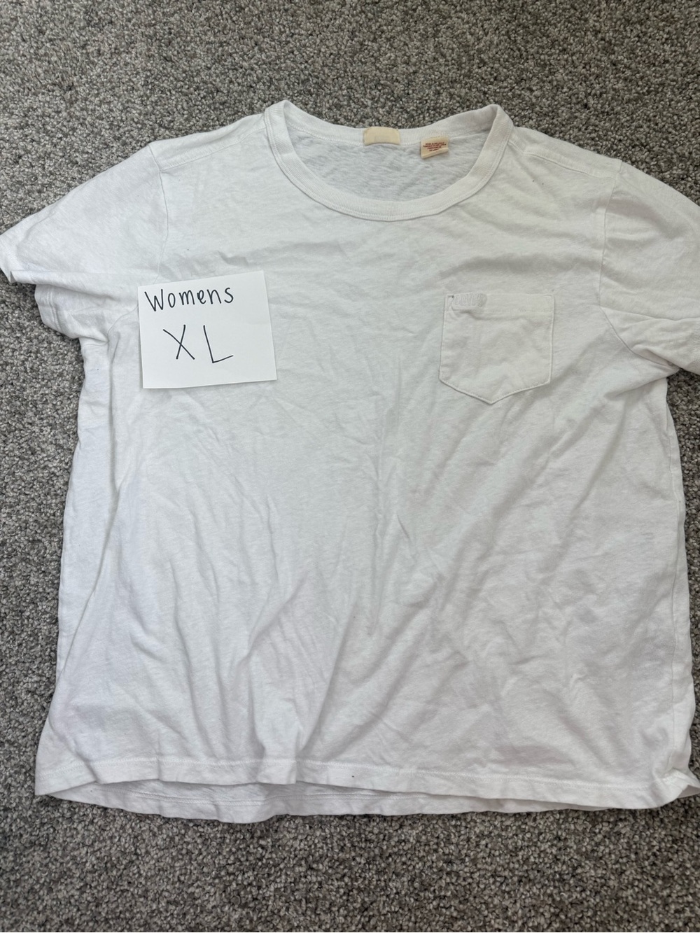 Levi's Women's White Short Sleeve Pocket Tee